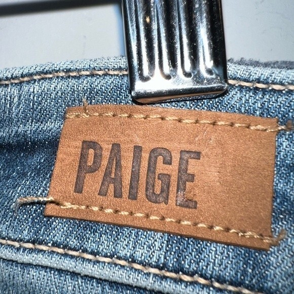 PAIGE | Skyline Ankle Peg Distressed Fray Ankle Step 28 - Picture 6 of 13